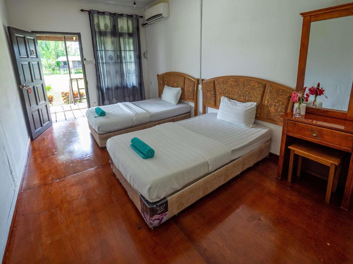 Benarat Lodge 물루 외부 사진