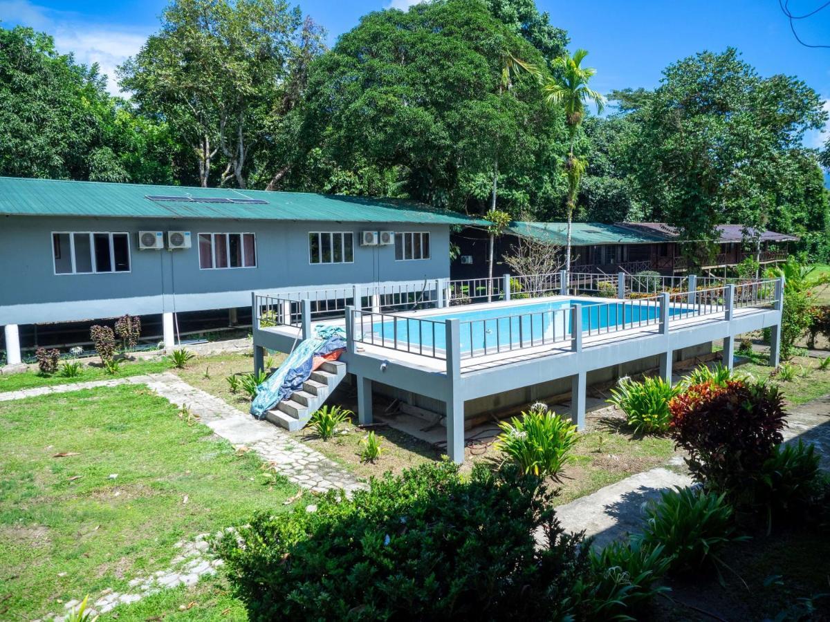 Benarat Lodge 물루 외부 사진