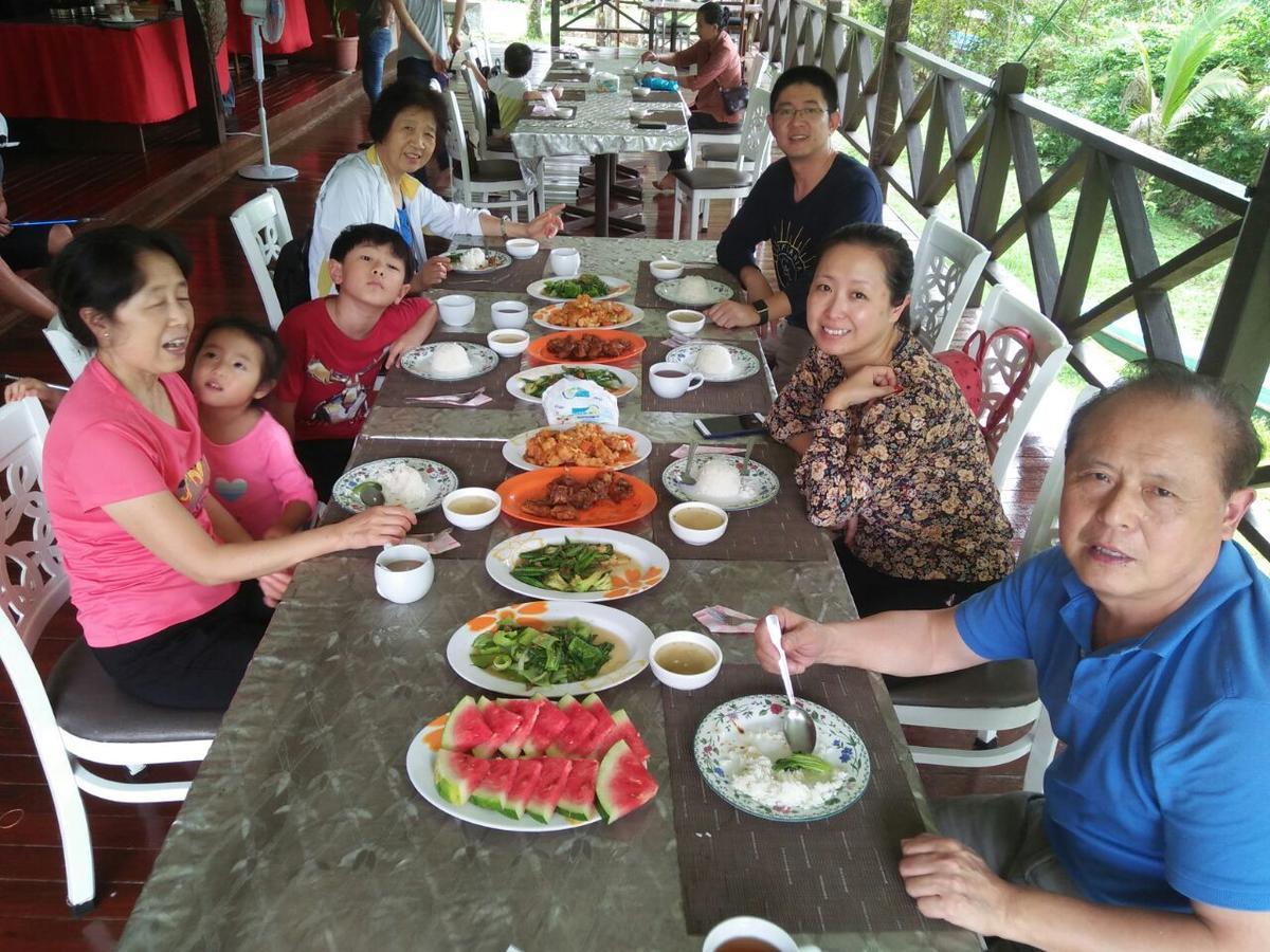 Benarat Lodge 물루 외부 사진