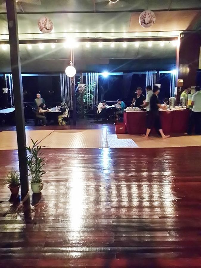 Benarat Lodge 물루 외부 사진