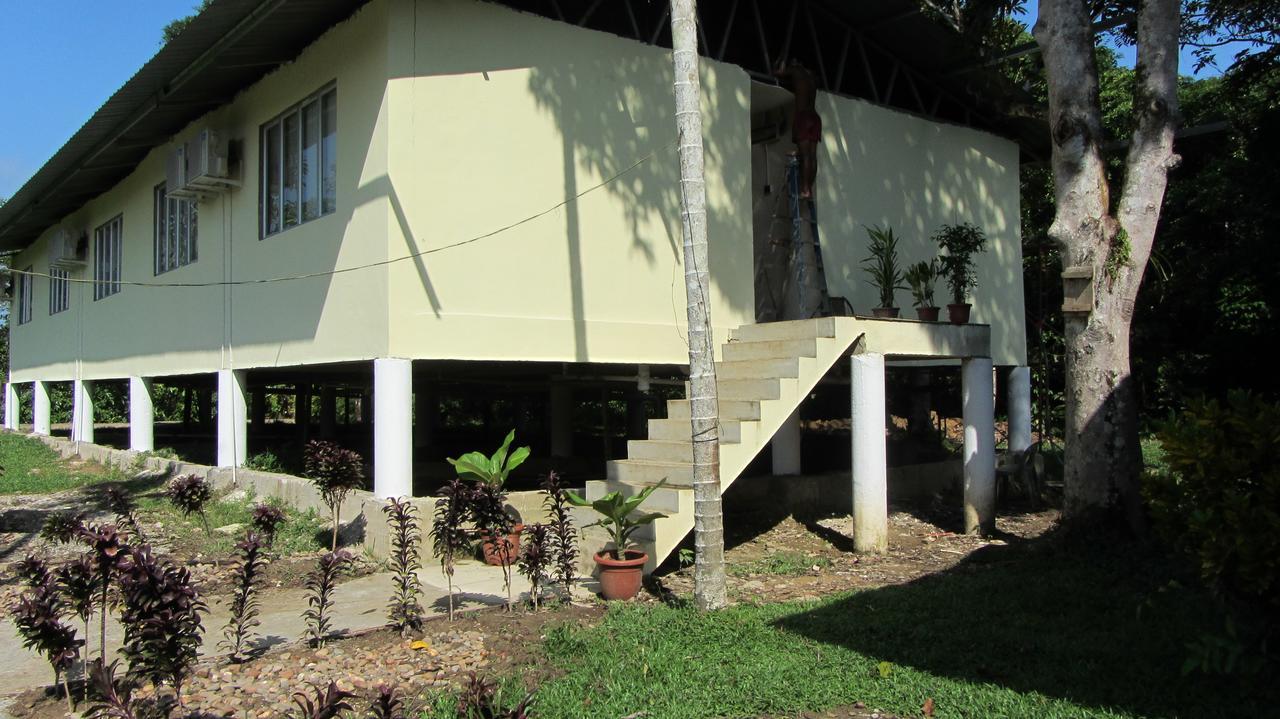 Benarat Lodge 물루 외부 사진